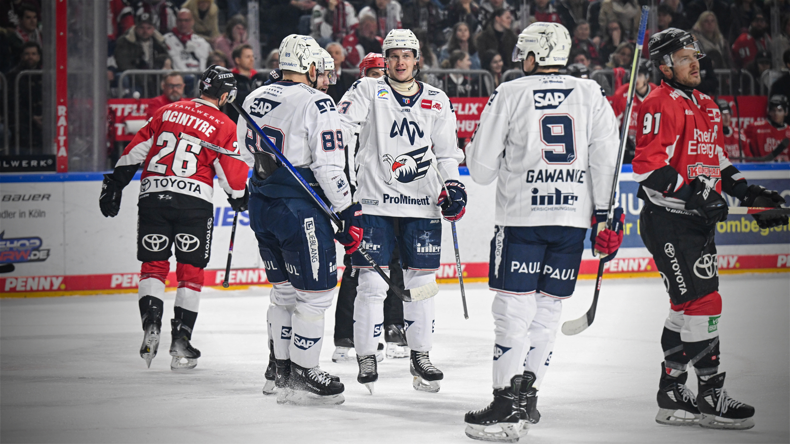 Fischbuch Hattrick Im Letzten Hauptrundenspiel N Rnberg Erster