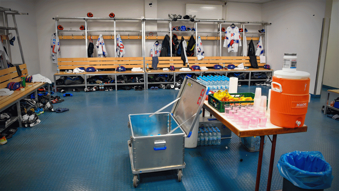 Ein Eishockeyteam auf Reisen