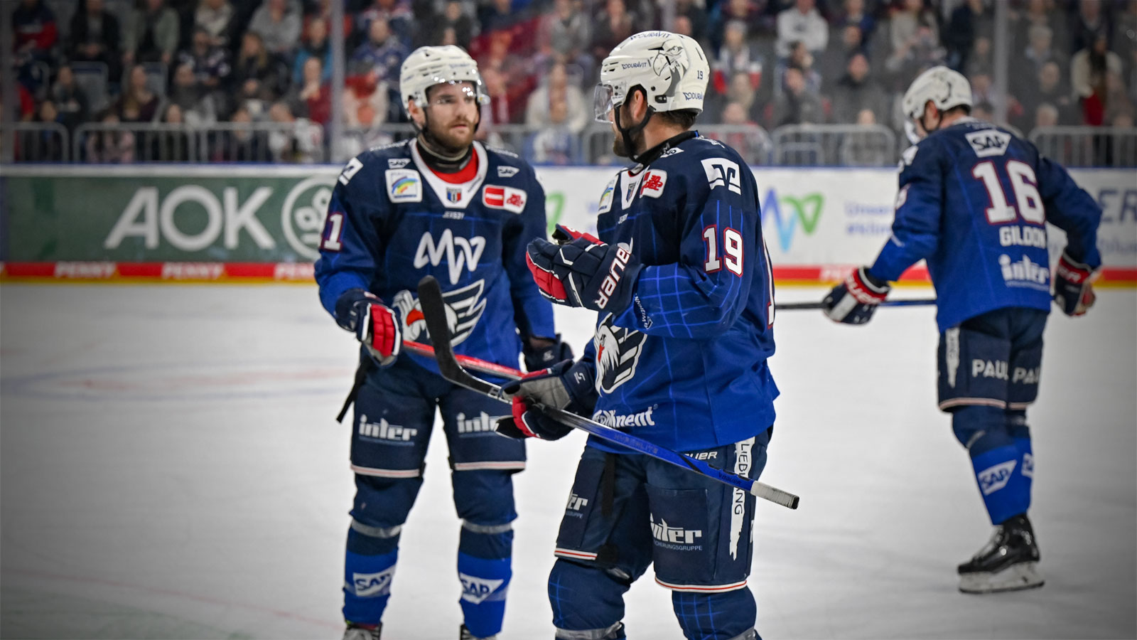 Bennett und Vey fallen aus » Adler Mannheim