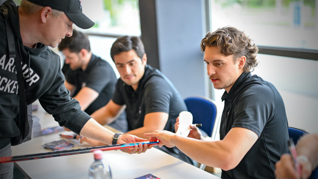 INTER-Autogrammstunde in der SAP Arena