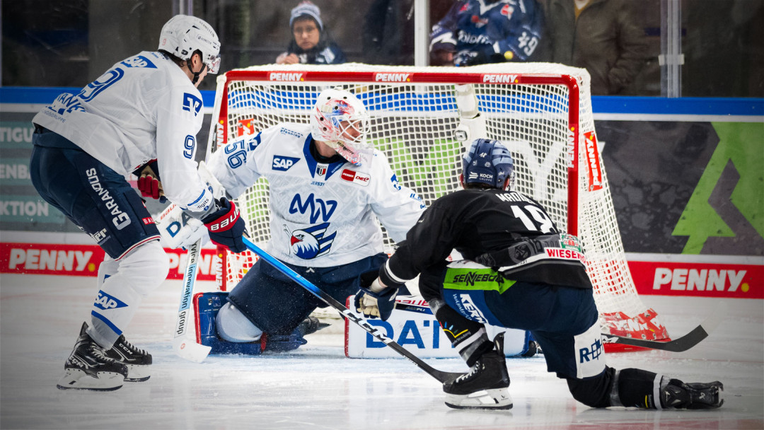 Adler zu zweiten Mal in Folge ohne Gegentor